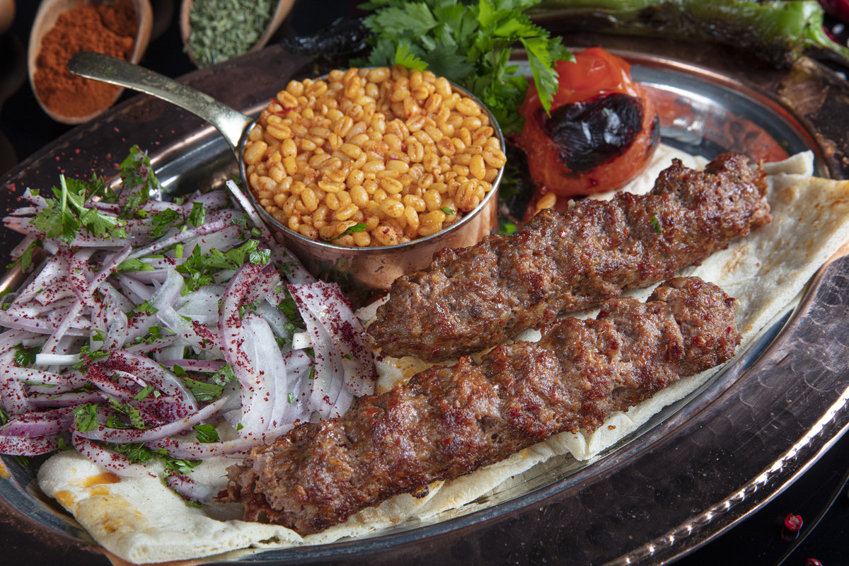 Kebap ve Pilav